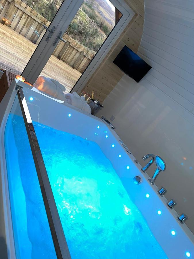 Apex Studio Pod & Jacuzzi Bath Fort William Exterior foto